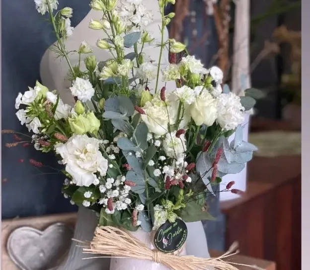 fleuriste pour mariage à Saint-Éloy-de-Gy près de Bourges dans le Cher 18
