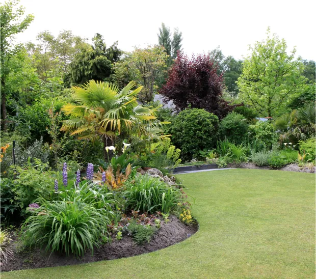 creatuer d'espaces  verts à Saint-Éloy-de-Gy près de Bourges dans le Cher 18
